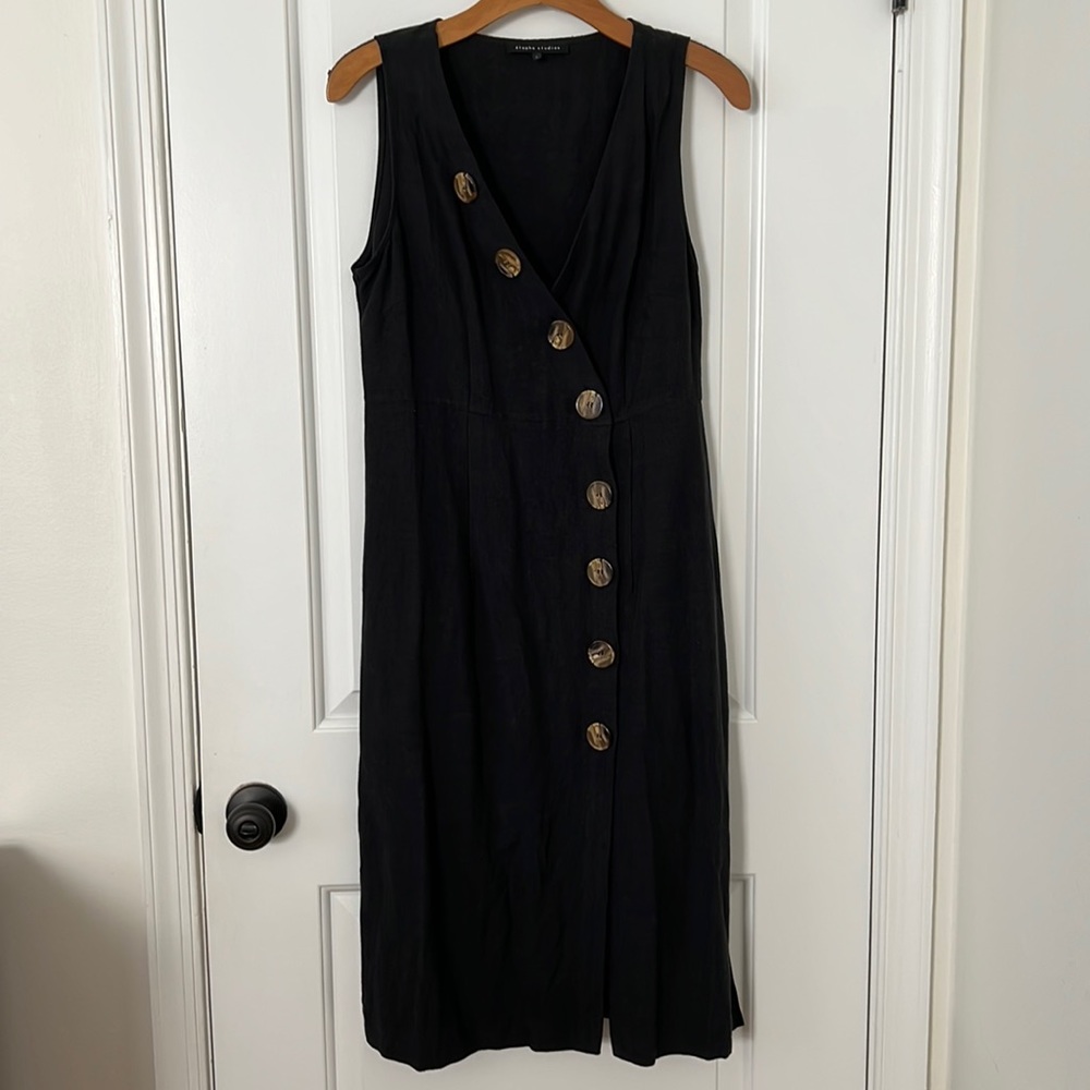 Elegant Black Midi Dress